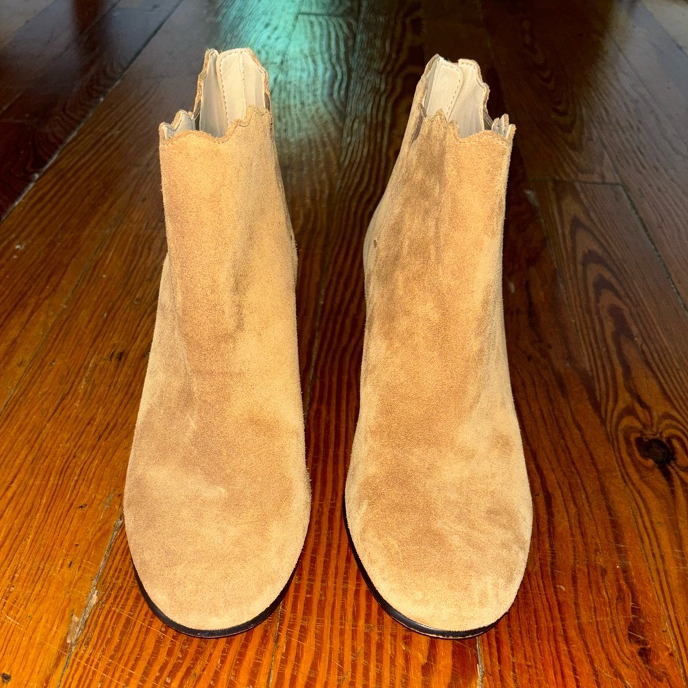 Lands End Tan Suede Womens High Heel Scalloped Ankle Booties